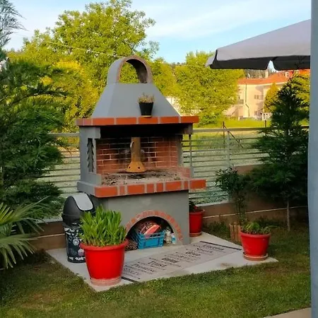 Andromache's Cozy Close To Meteora - Tríkala